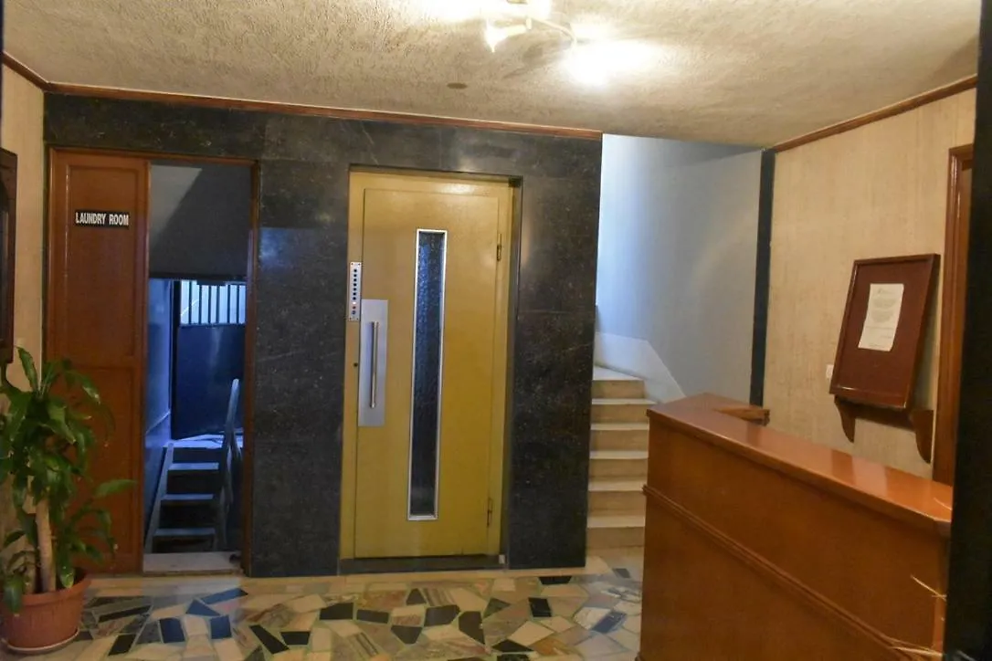 Adonis Furnished Suites Бейрут Ливан